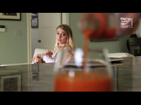 ❤️ Kuum tüdruk suurte tisside ja tiheda tussuga saab luuserilt riista, aga väga kõvasti ❤❌ Kaunis porno at us ❤